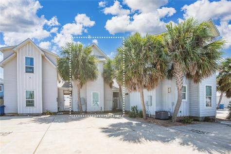 2821 S 11th Street 102 Port Aransas TX 78373