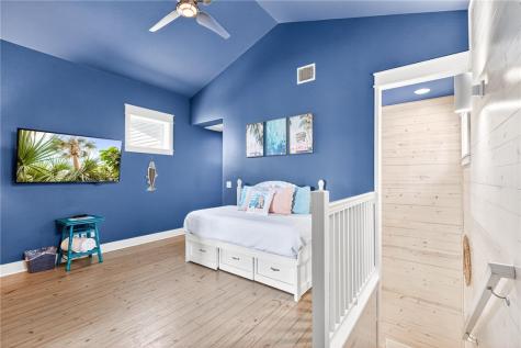 2821 S 11th Street 102 Port Aransas TX 78373