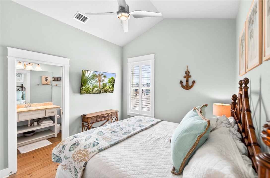 2821 S 11th Street 102 Port Aransas TX 78373