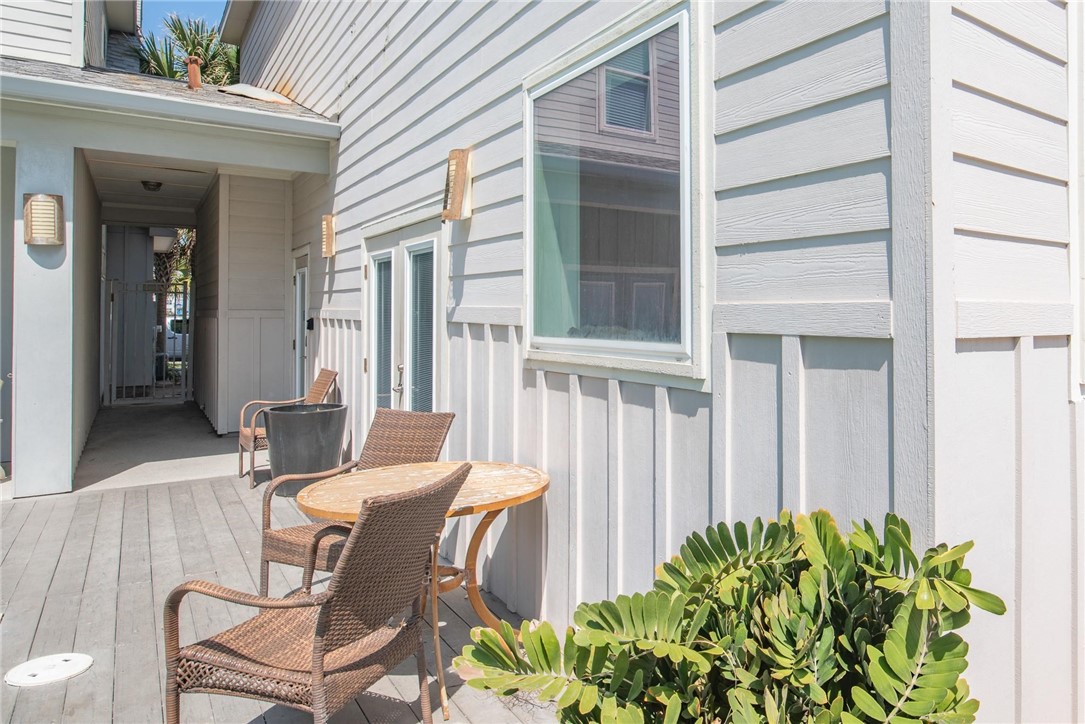 2821 S 11th Street 102 Port Aransas TX 78373