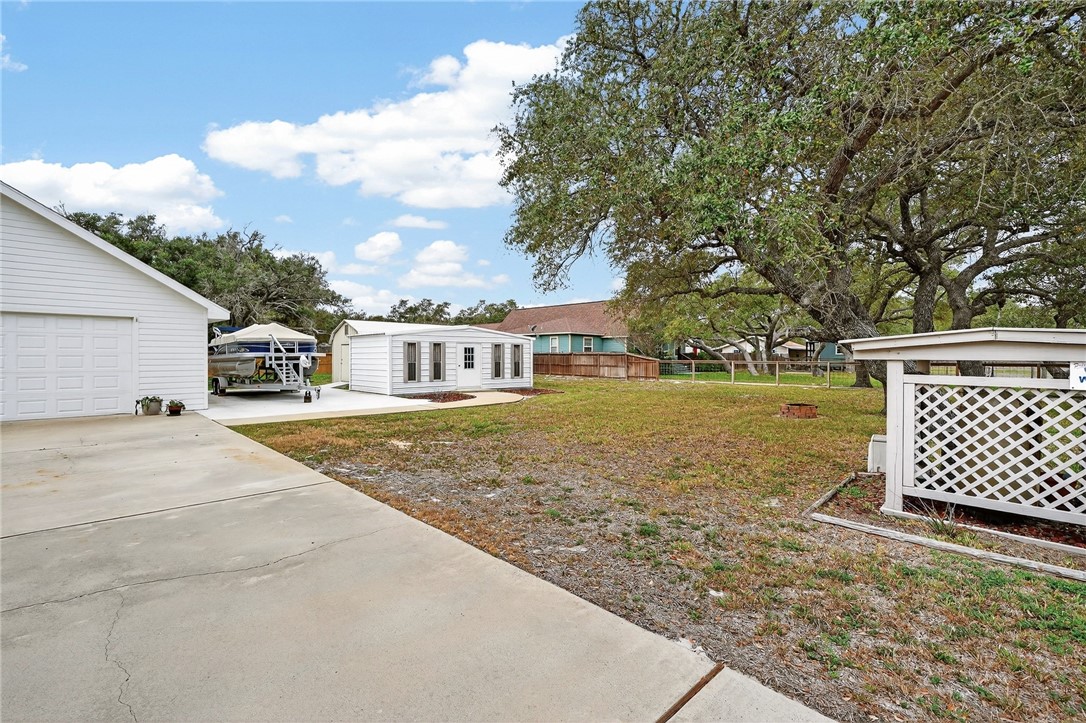 119 Bishop Road Rockport TX 78382