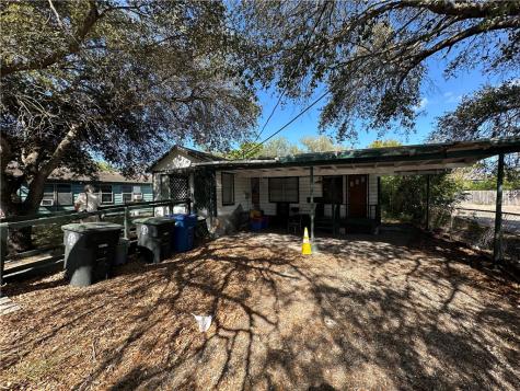 2824 Morris Street Corpus Christi TX 78405