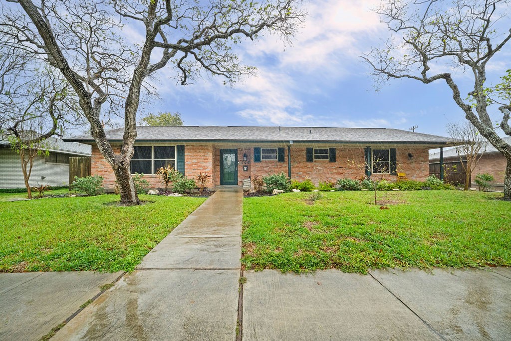 709 Brock Corpus Christi TX 78412