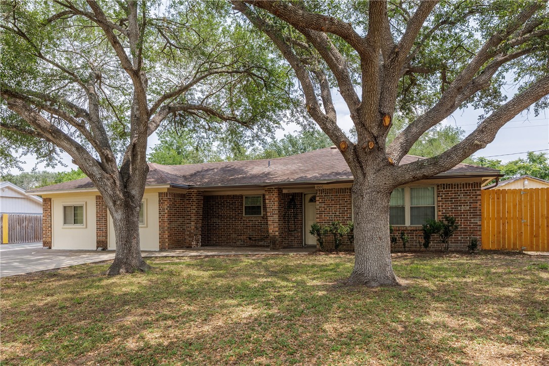 4506 White Oak Drive Corpus Christi TX 78410