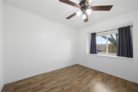 6725 Meadowbreeze Parkway Corpus Christi TX 78414