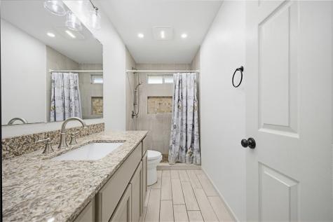 6725 Meadowbreeze Parkway Corpus Christi TX 78414
