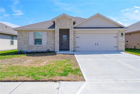 105 Donegal Street Sinton TX 78387