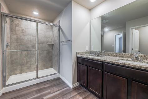 105 Donegal Street Sinton TX 78387