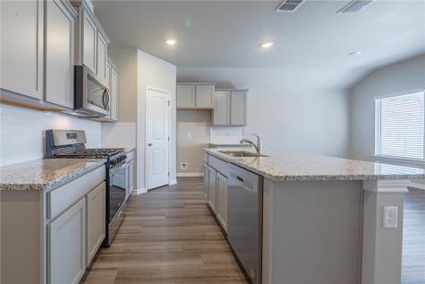 105 Donegal Street Sinton TX 78387