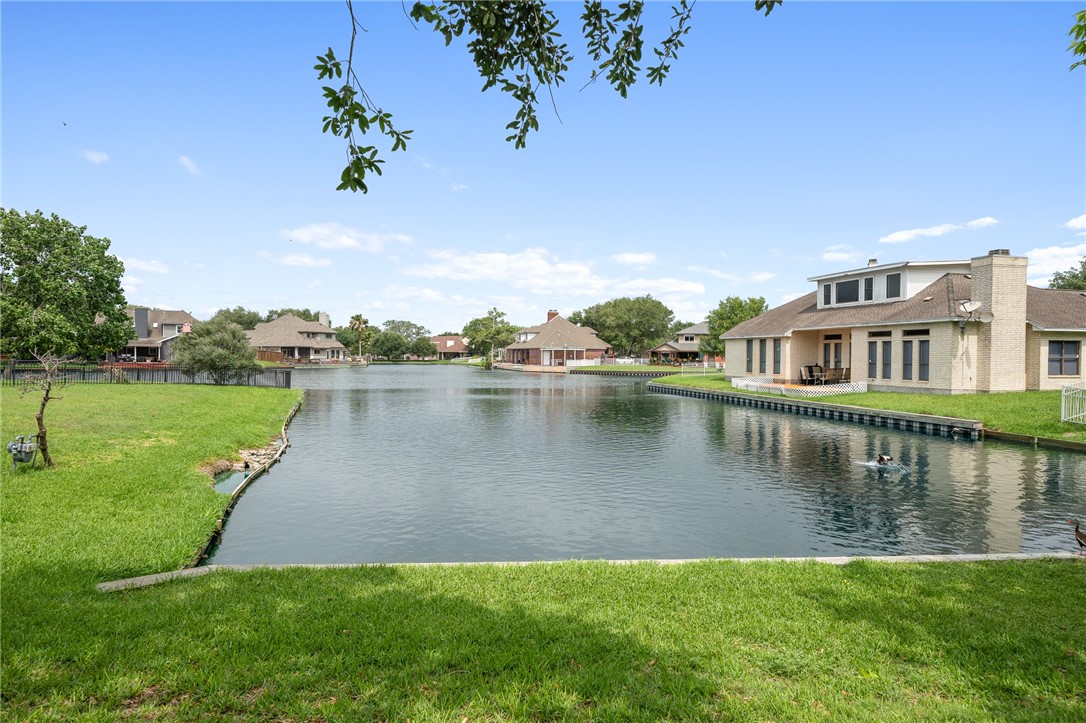 4510 Canyon Lake Circle Corpus Christi TX 78413