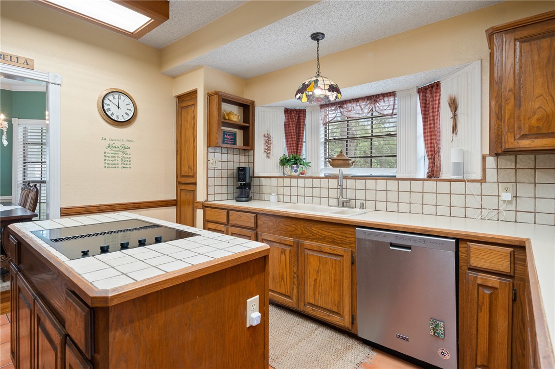 4510 Canyon Lake Circle Corpus Christi TX 78413