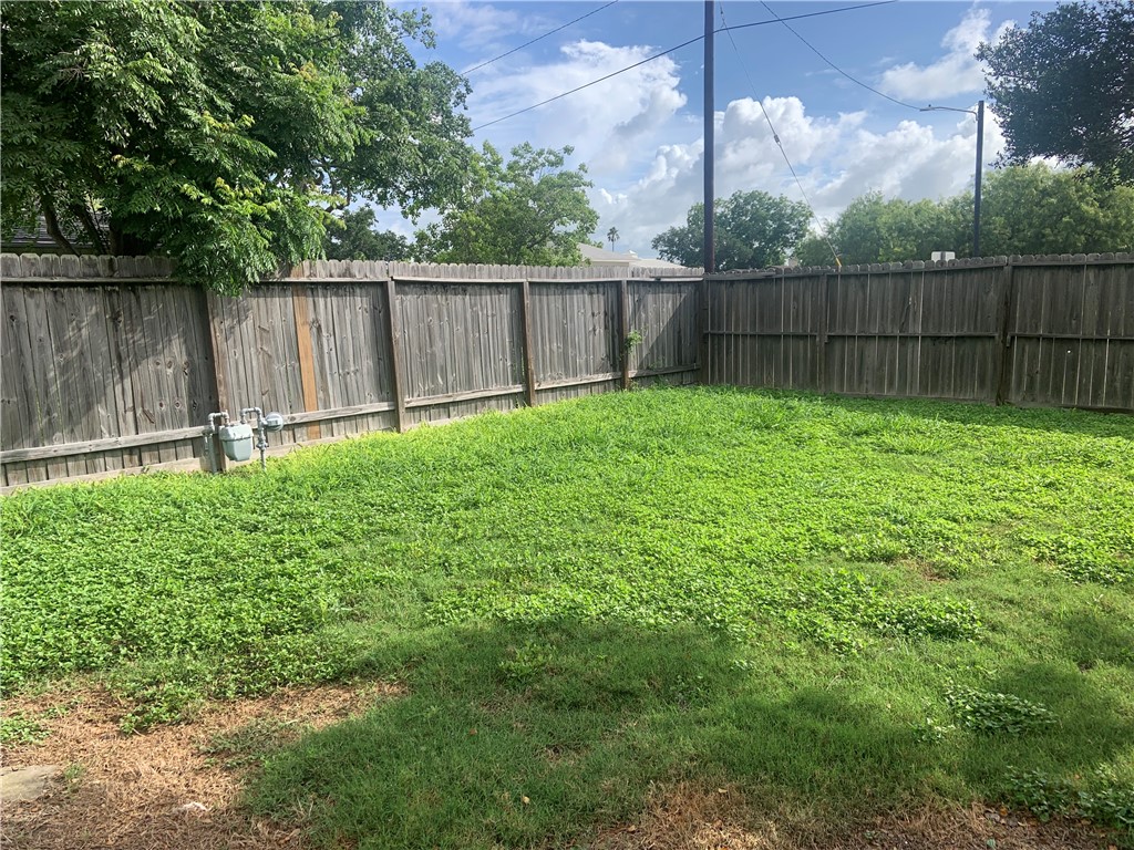 502 Grant Place Corpus Christi TX 78411
