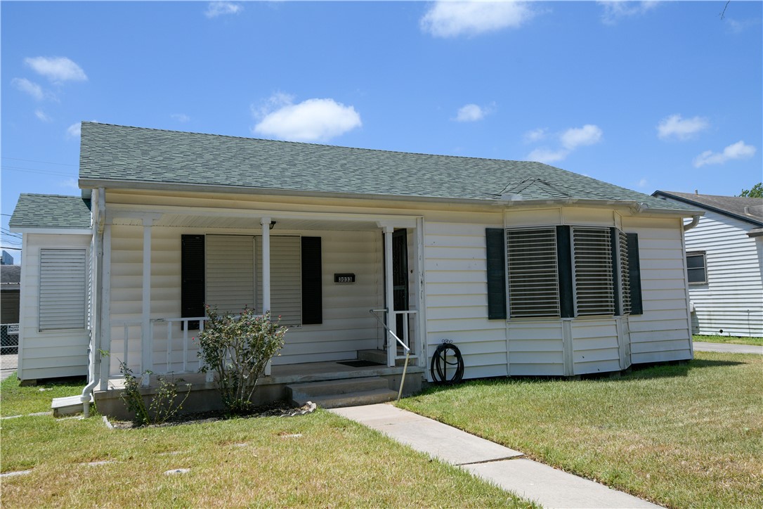 3033 Topeka Street Corpus Christi TX 78404