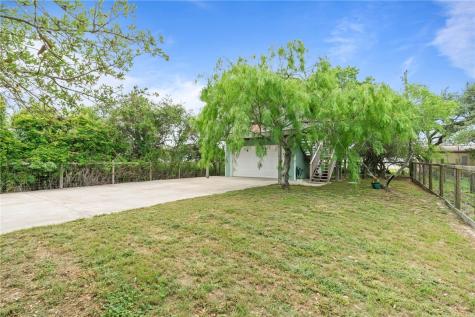 379-380 Royal Oak Rockport TX 78382