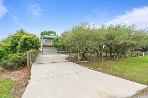 379-380 Royal Oak Rockport TX 78382