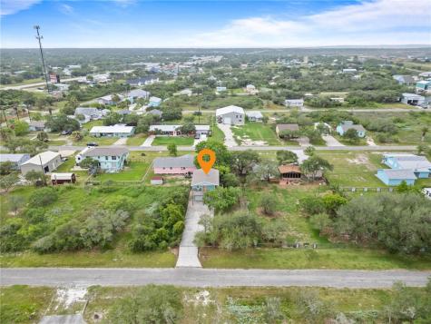 379-380 Royal Oak Rockport TX 78382