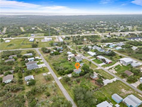 379-380 Royal Oak Rockport TX 78382