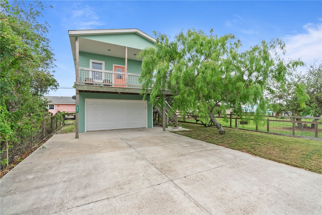379-380 Royal Oak Rockport TX 78382