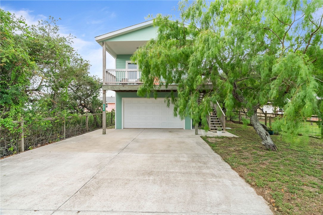 379-380 Royal Oak Rockport TX 78382