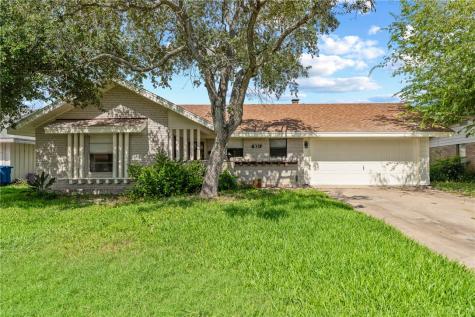 821 Crestview Drive Corpus Christi TX 78412