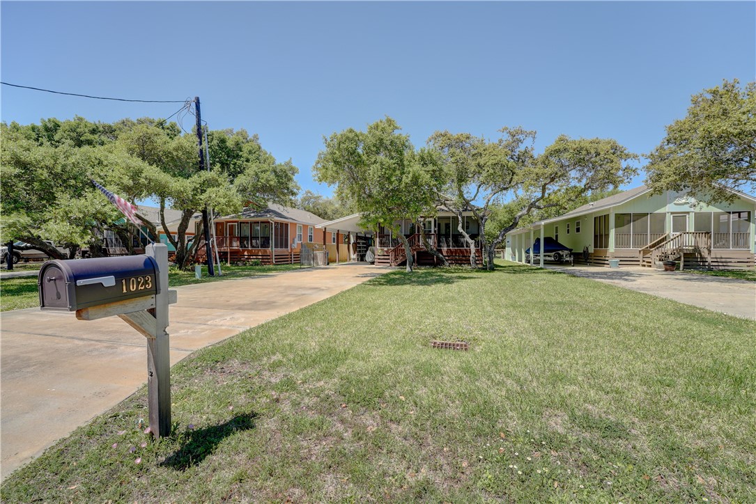 1023 S Fuqua Street Rockport TX 78382