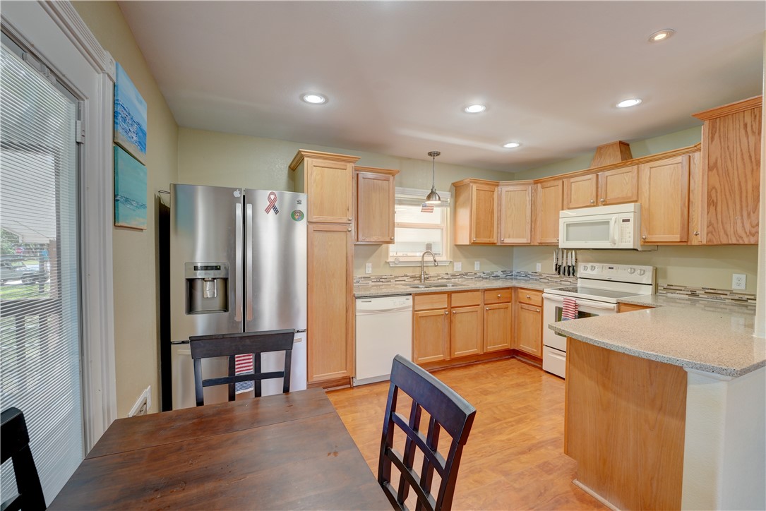 1023 S Fuqua Street Rockport TX 78382