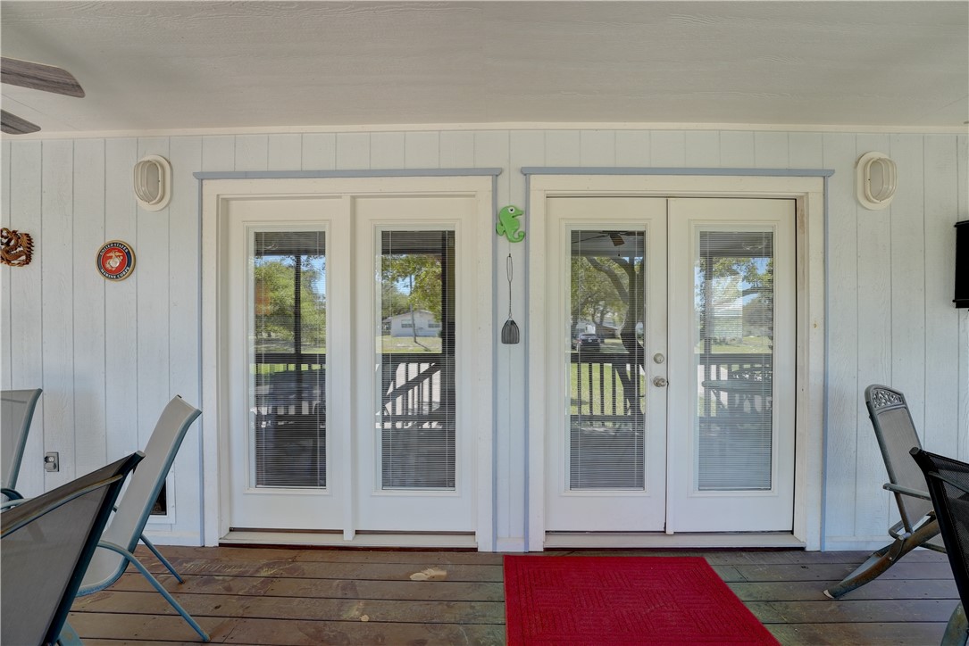 1023 S Fuqua Street Rockport TX 78382