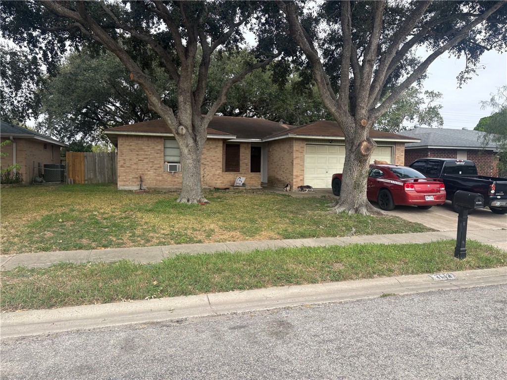 2129 Meadowgrove Drive Corpus Christi TX 78414