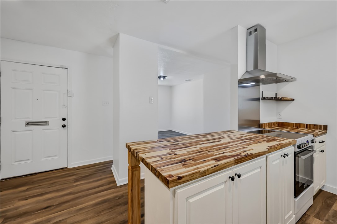 1041 Whitaker Drive Corpus Christi TX 78412