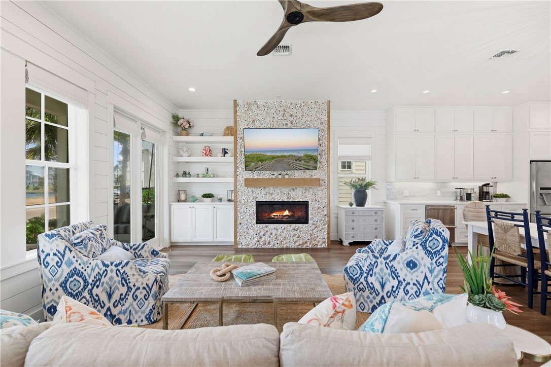 580 S Shore Drive Port Aransas TX 78373