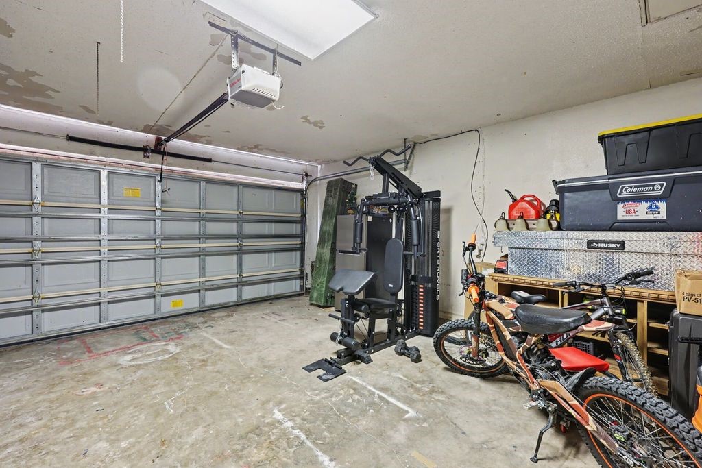 2721 Allencrest Drive Corpus Christi TX 78415