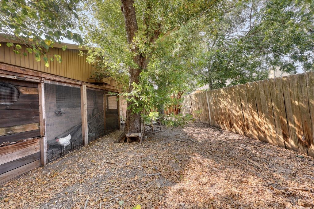 2721 Allencrest Drive Corpus Christi TX 78415