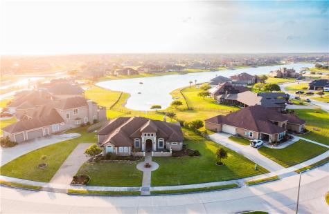 8401 Lago Vista Drive Corpus Christi TX 78414