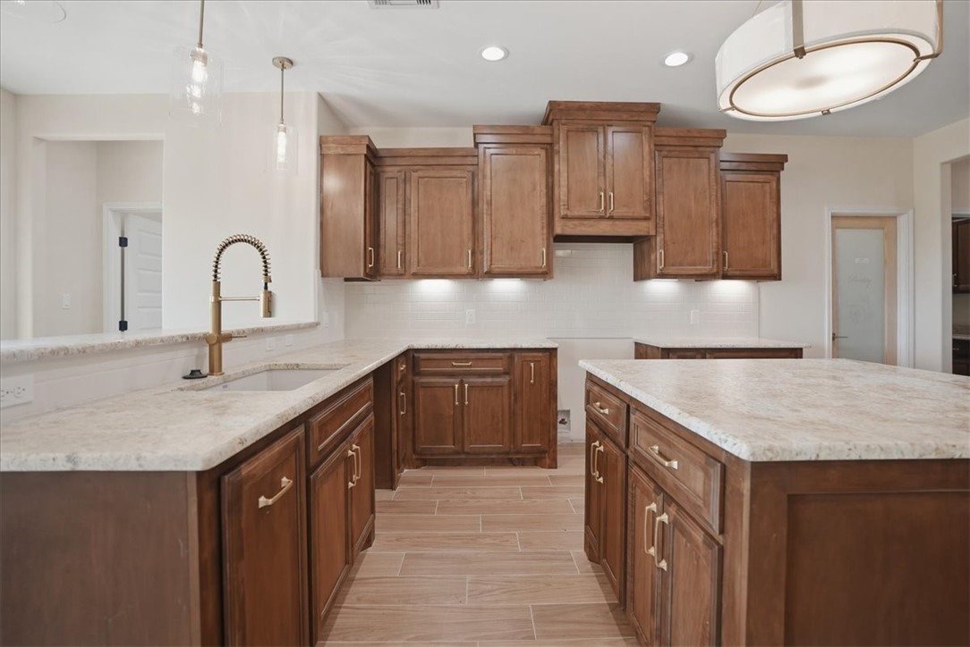 1525 Daenerys Corpus Christi TX 78415