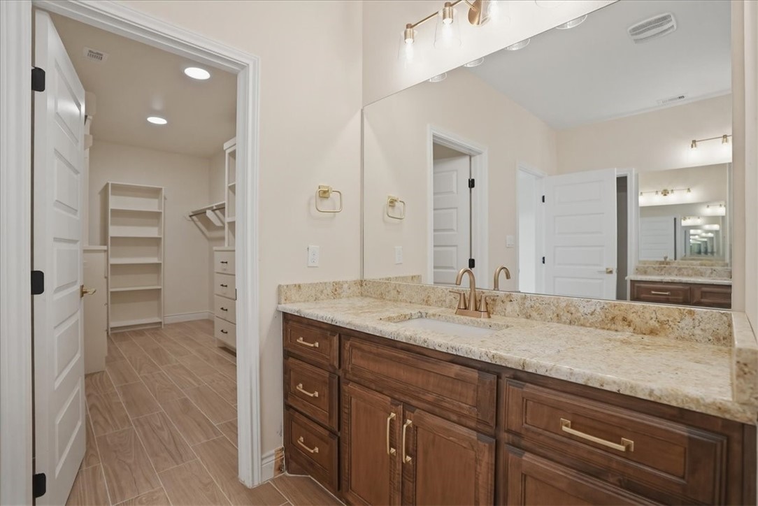1525 Daenerys Corpus Christi TX 78415