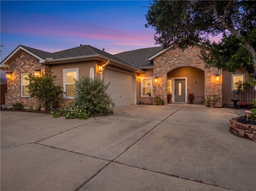 1821 Amos Court Corpus Christi TX 78418