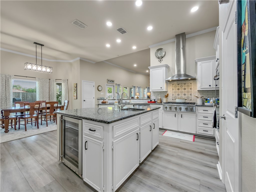 1821 Amos Court Corpus Christi TX 78418