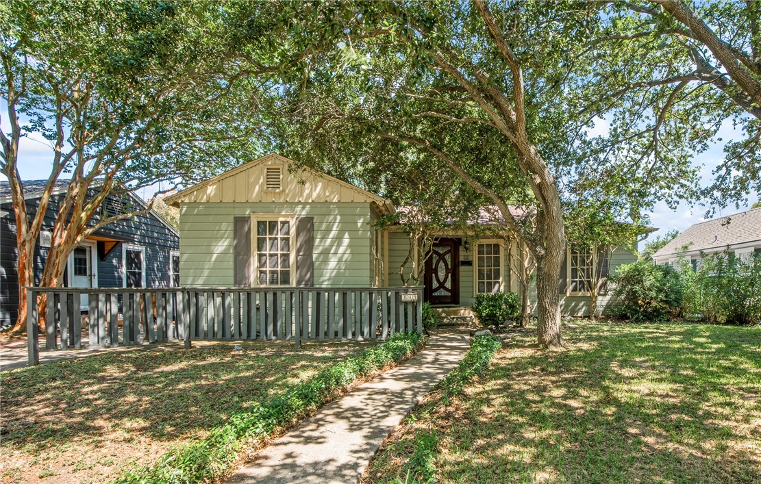 309 N Morningside Street Corpus Christi TX 78404