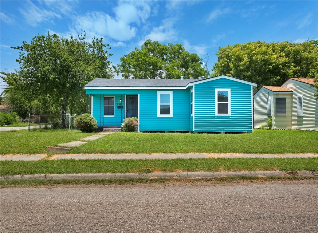 2533 Lynch Street Corpus Christi TX 78404