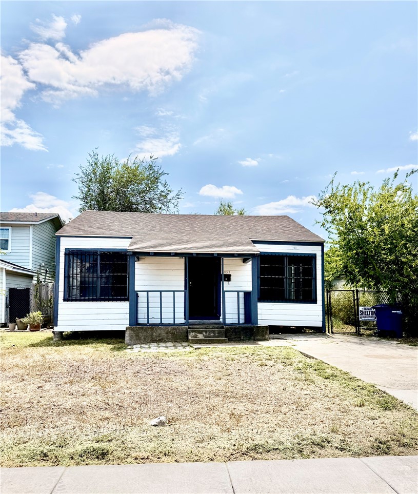 4033 Iturbide Street Corpus Christi TX 78405