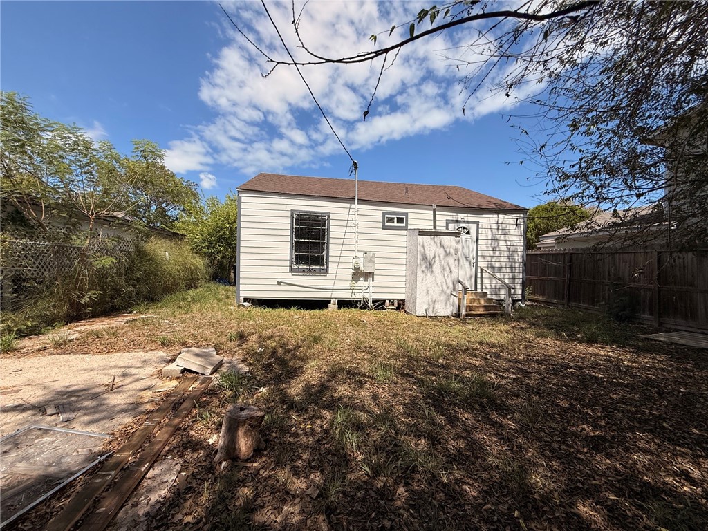 4033 Iturbide Street Corpus Christi TX 78405