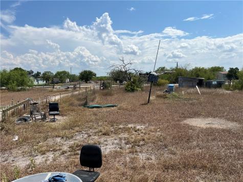 165 County Road 3061 Orange Grove TX 78372