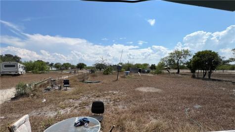 165 County Road 3061 Orange Grove TX 78372