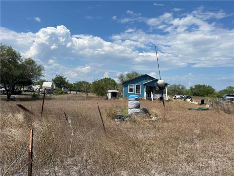 165 County Road 3061 Orange Grove TX 78372