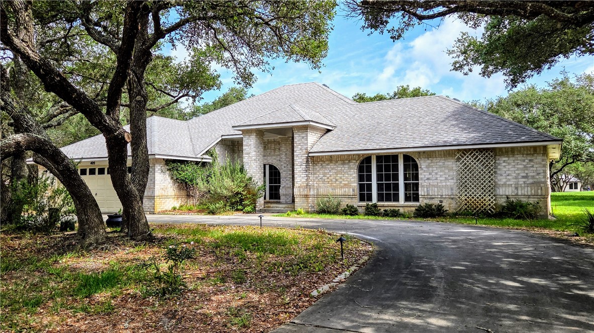 409 Champions Drive Rockport TX 78382