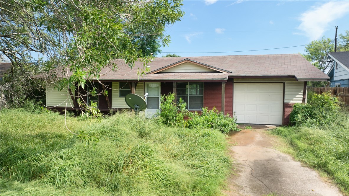 1611 E Fordyce Avenue Kingsville TX 78363