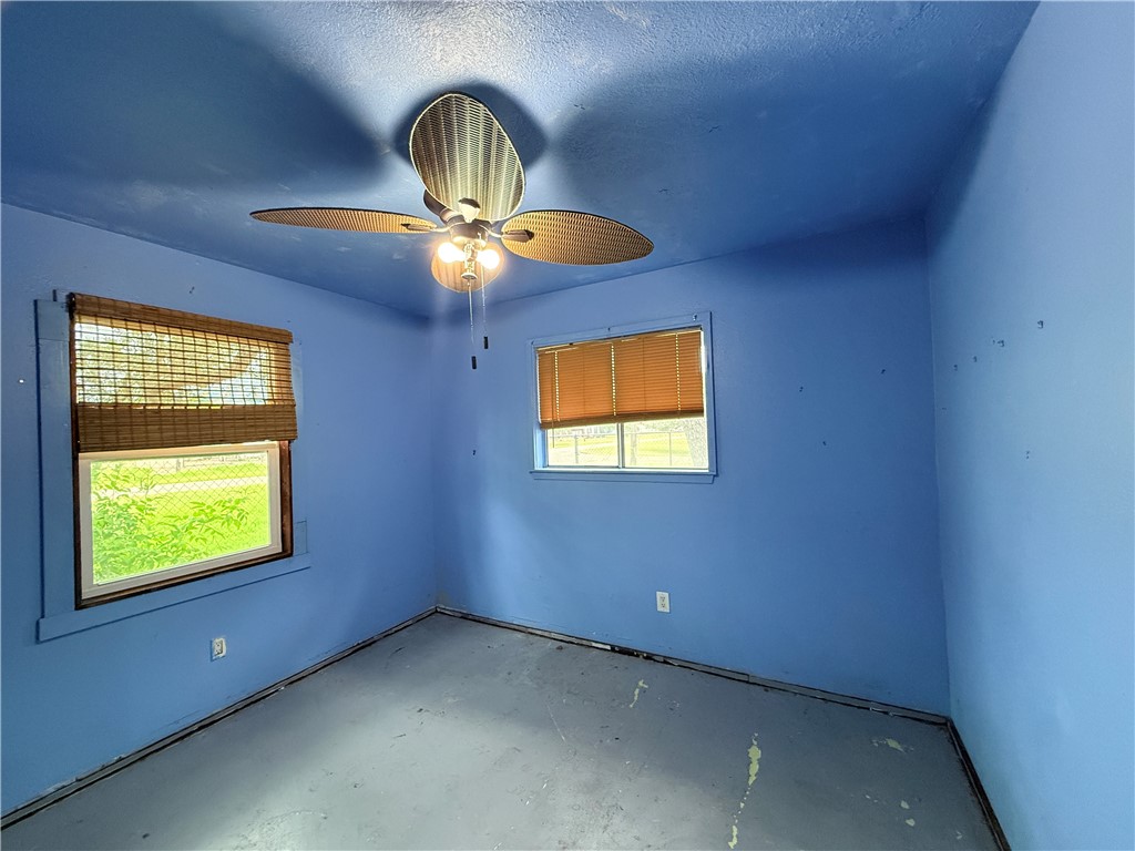 303 W 3rd Street Rockport TX 78382