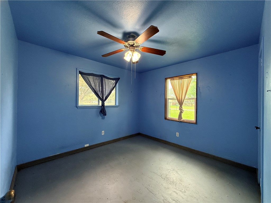 303 W 3rd Street Rockport TX 78382