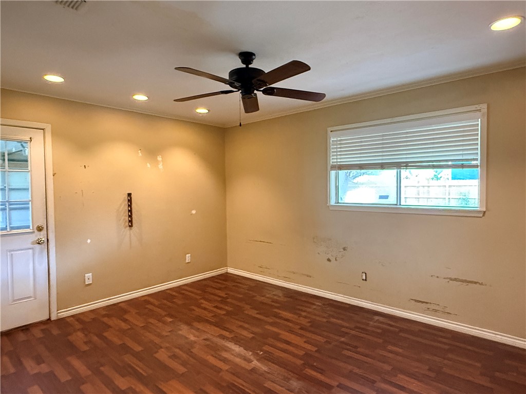 303 W 3rd Street Rockport TX 78382