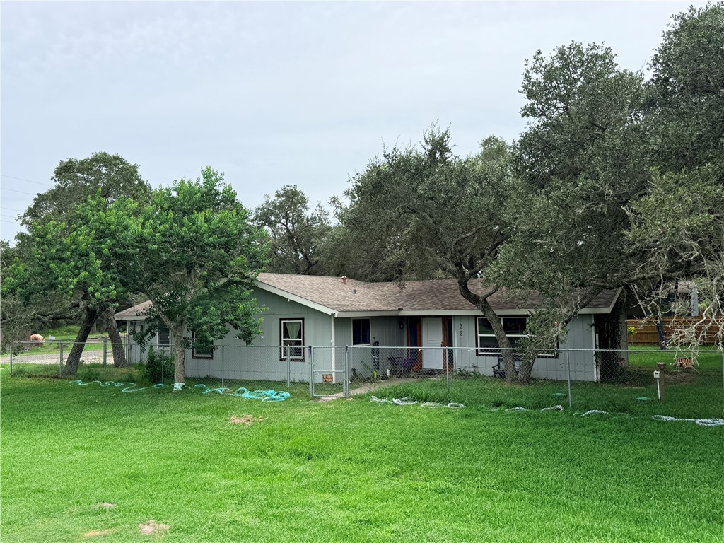 303 W 3rd Street Rockport TX 78382